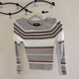 Express Modern Striped Women's Crewneck